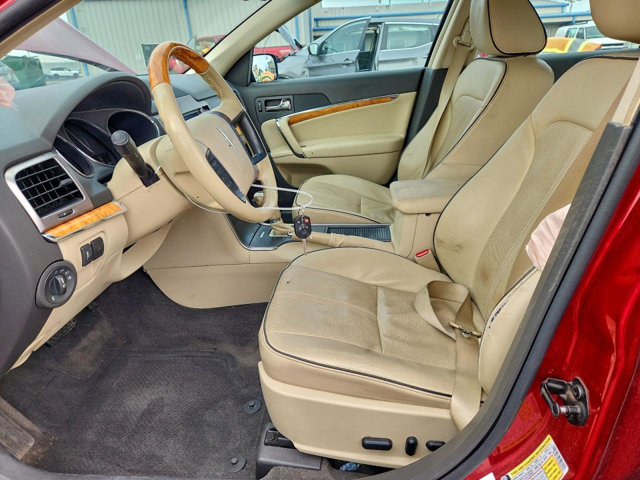 2010 LINCOLN MKZ