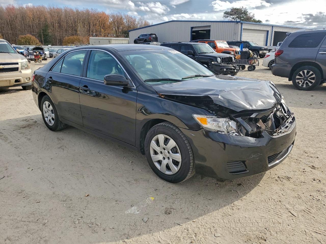 2011 TOYOTA CAMRY
