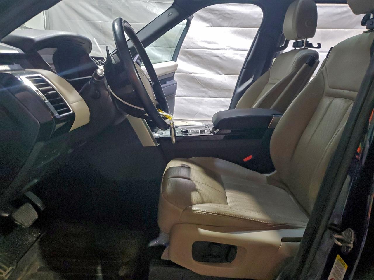 2019 LAND ROVER Discovery