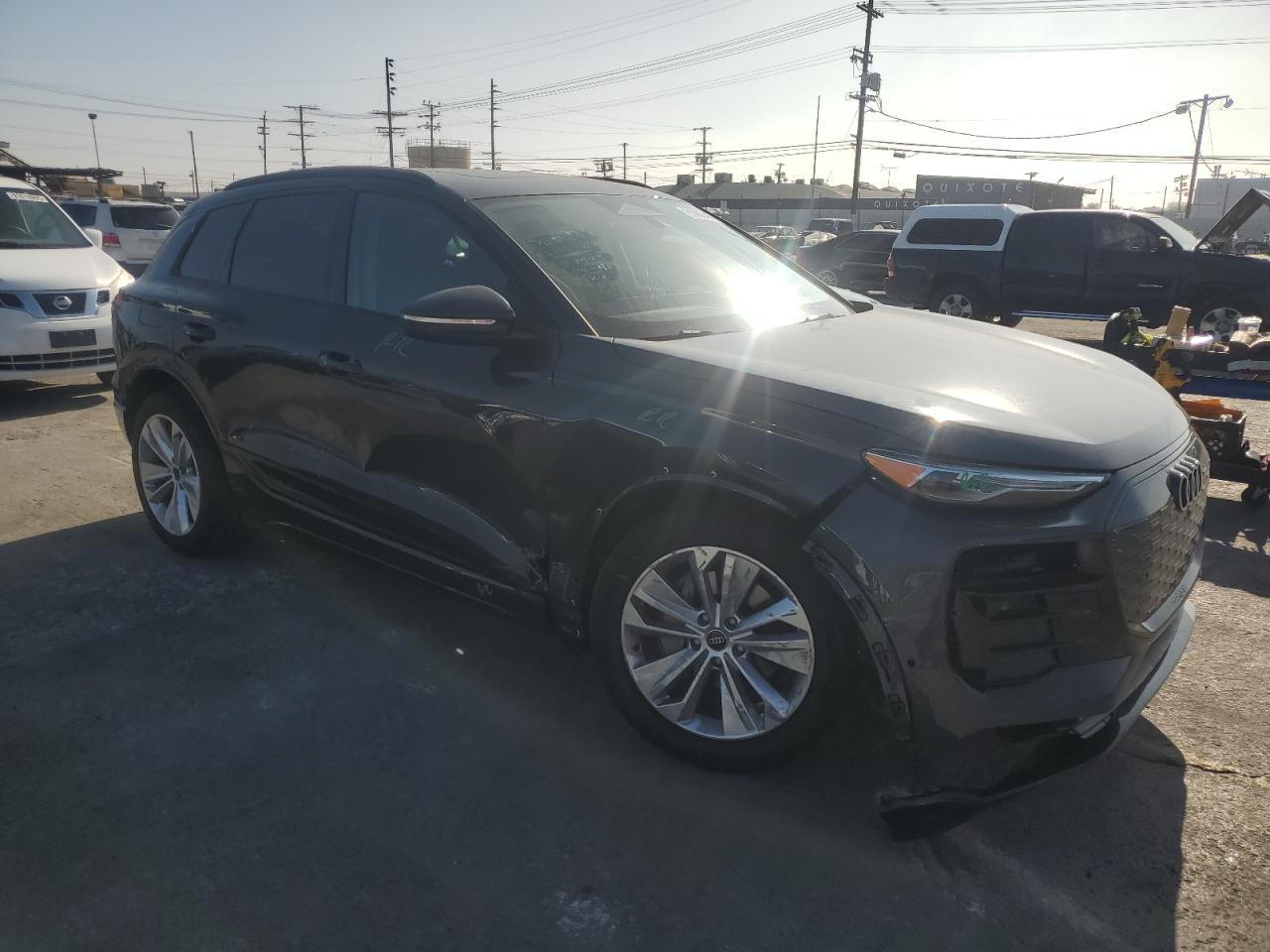 2025 AUDI Q6 e-tron
