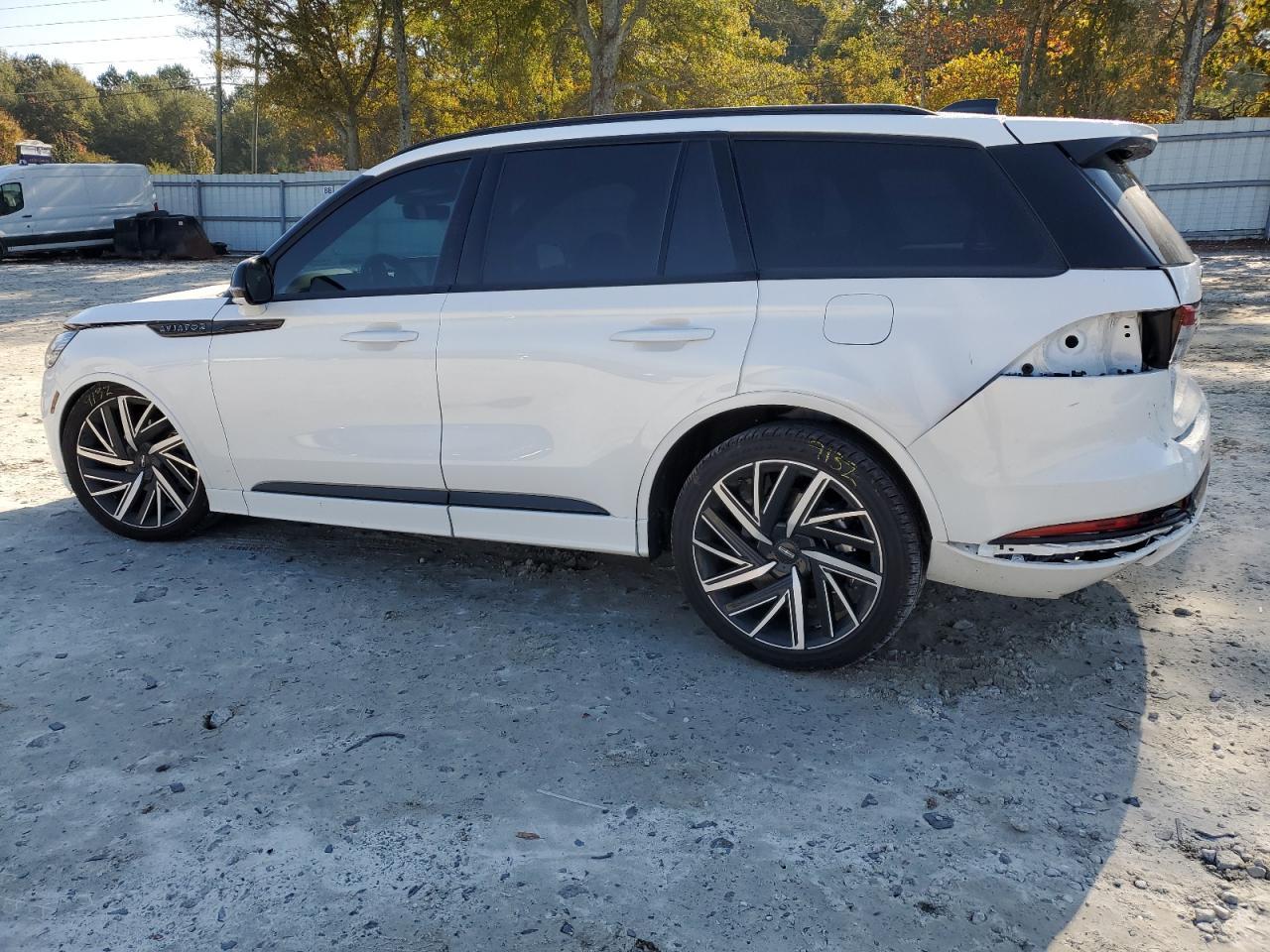 2025 LINCOLN Aviator