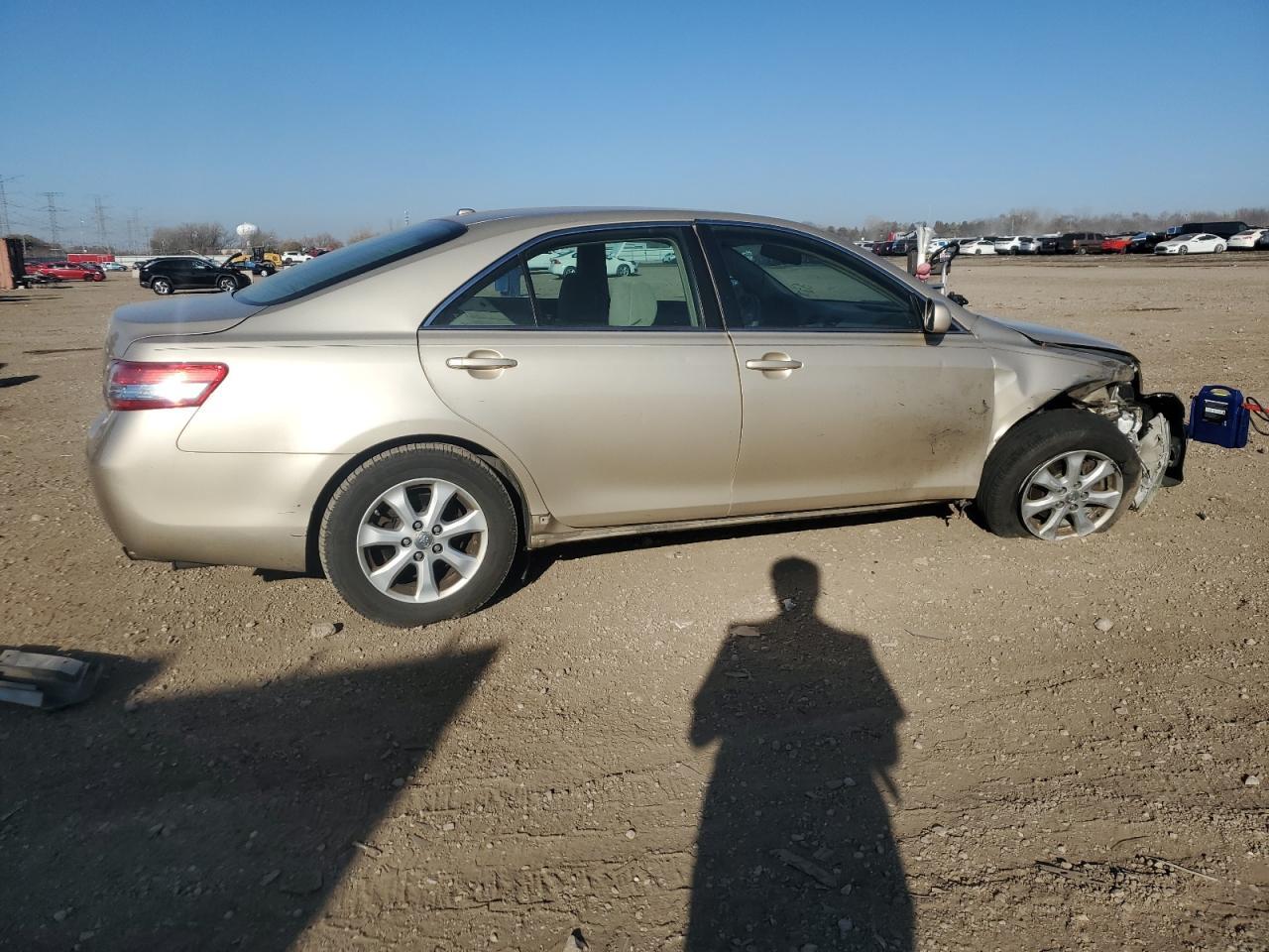 2011 TOYOTA CAMRY