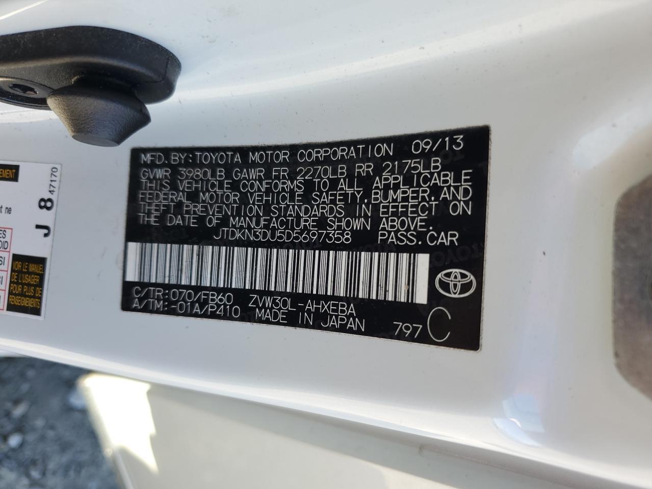 2013 TOYOTA PRIUS