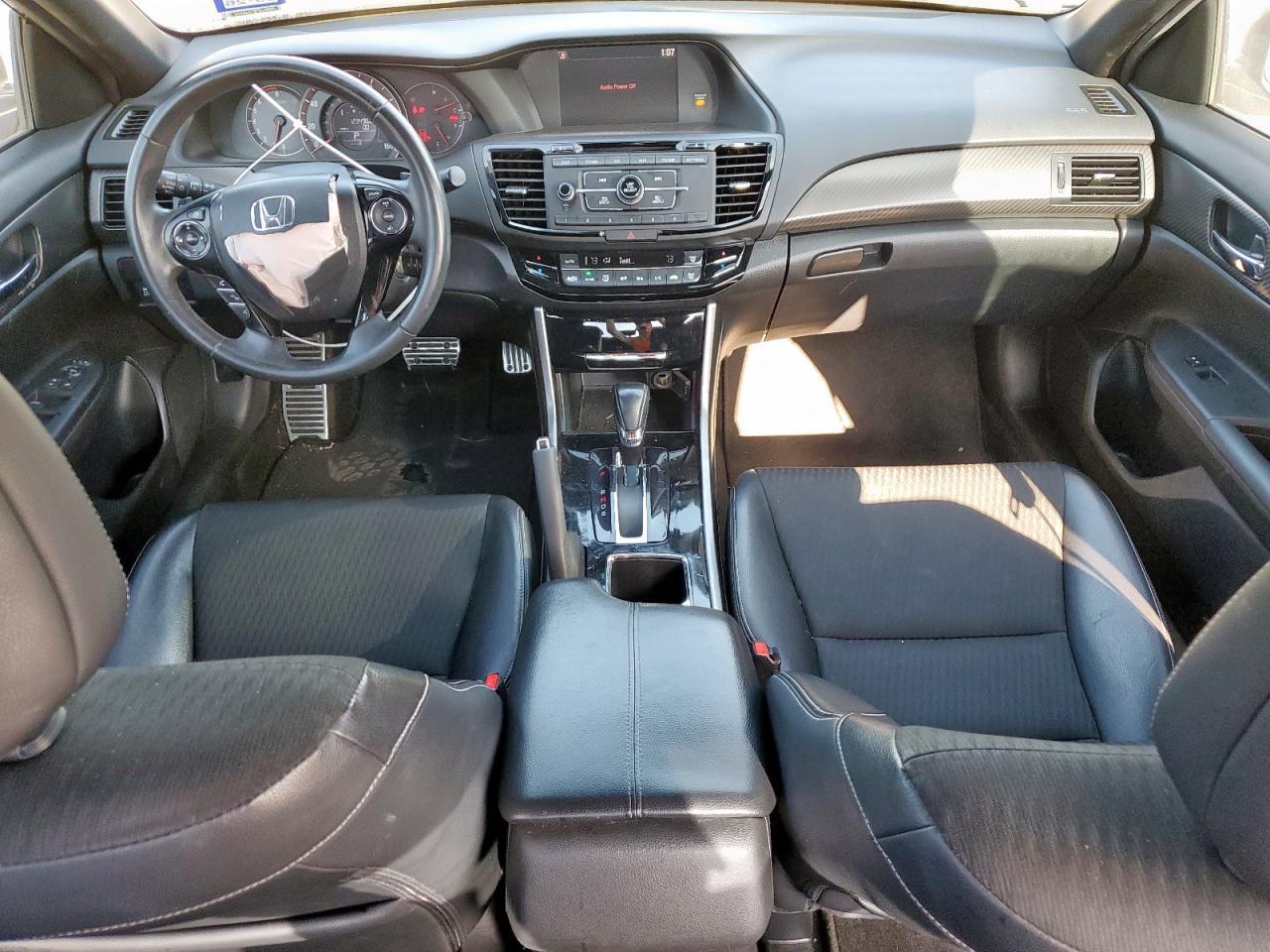 2016 HONDA ACCORD