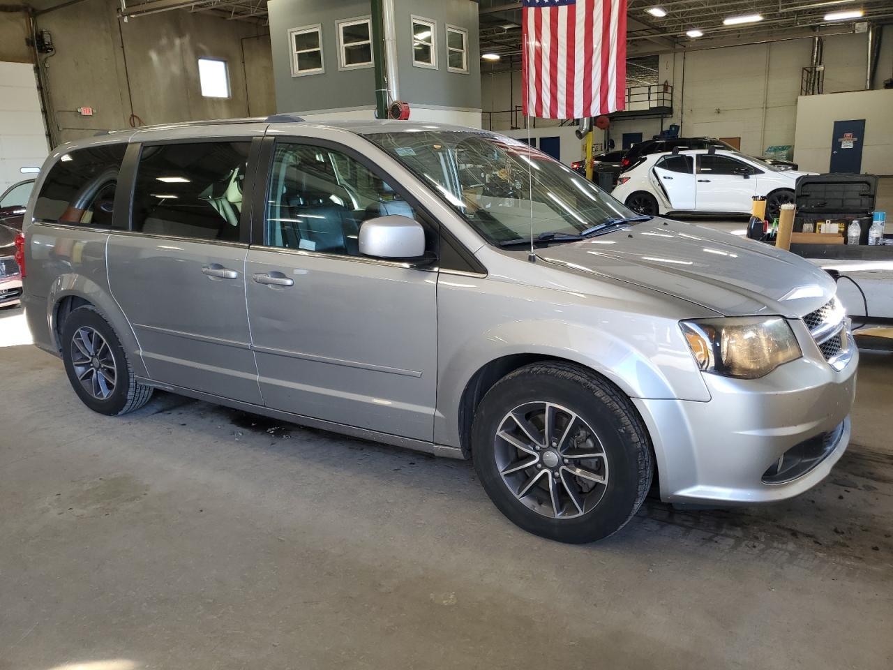 2017 DODGE GRAND CARAVAN