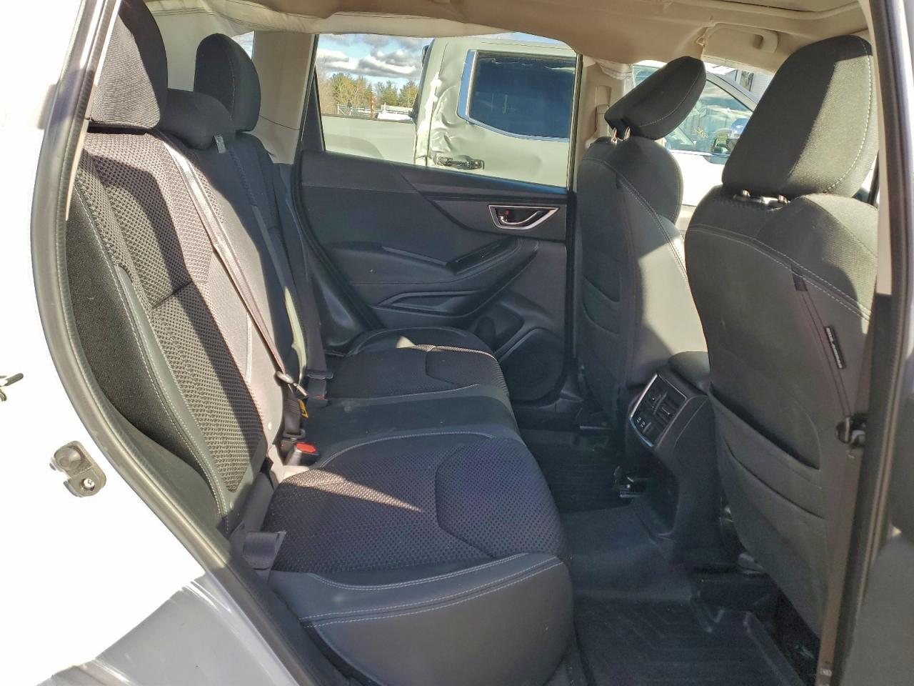 2019 SUBARU FORESTER