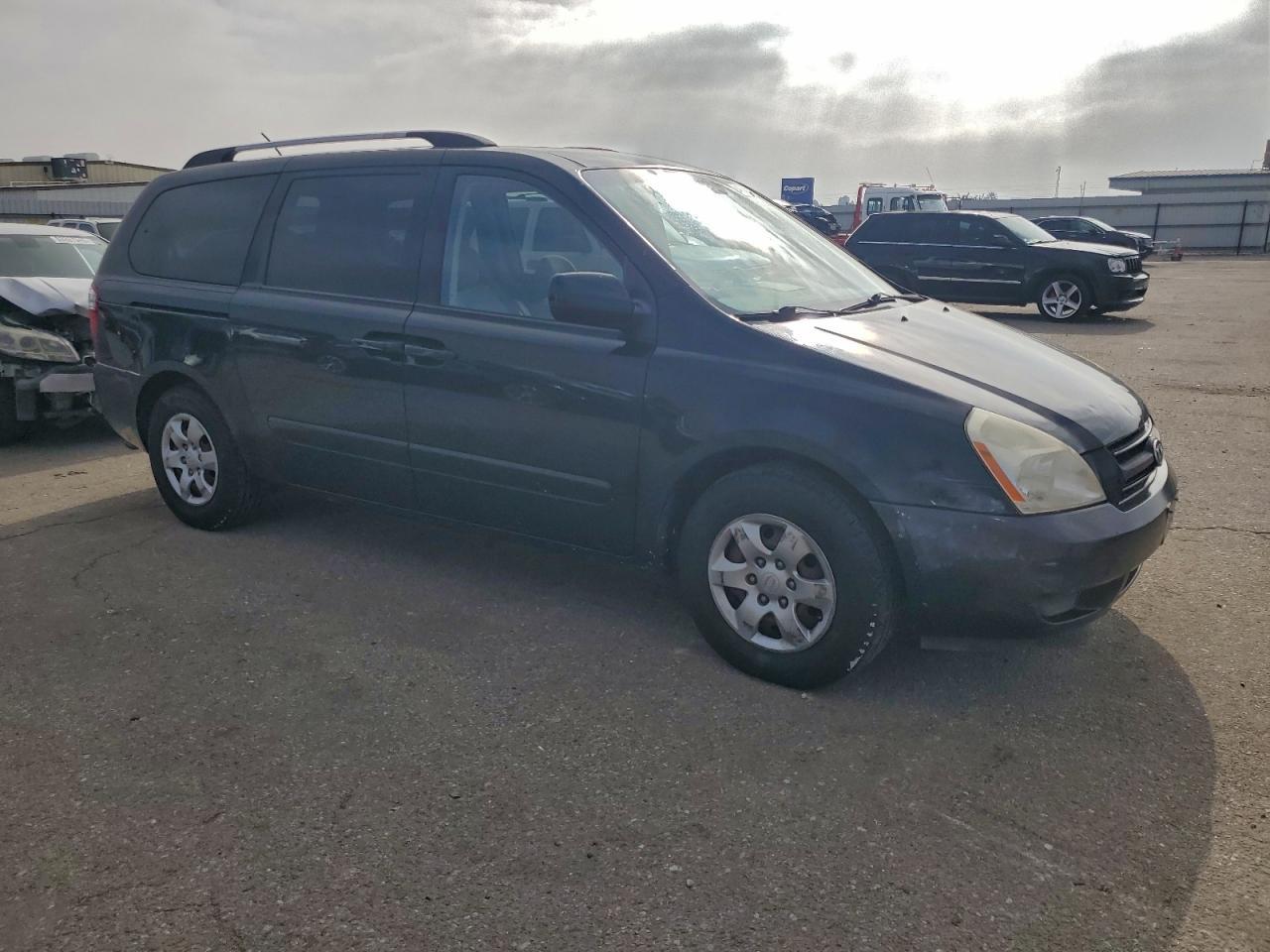 2009 KIA SEDONA