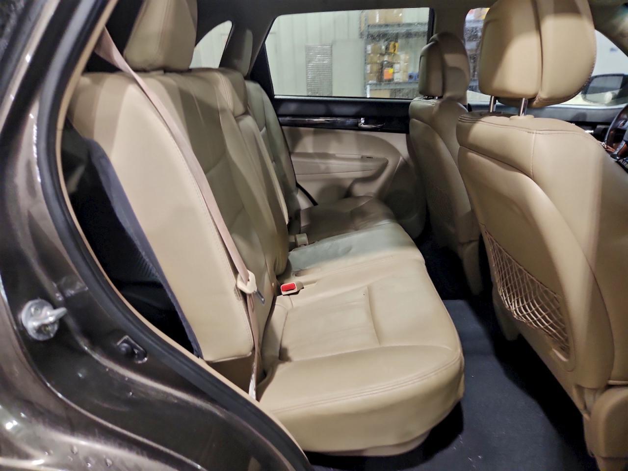 2013 KIA SORENTO