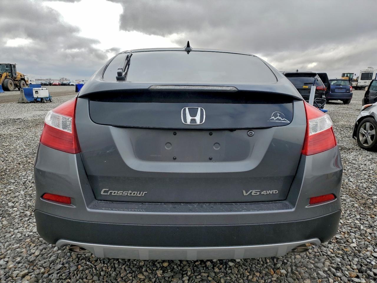 2013 HONDA Crosstour