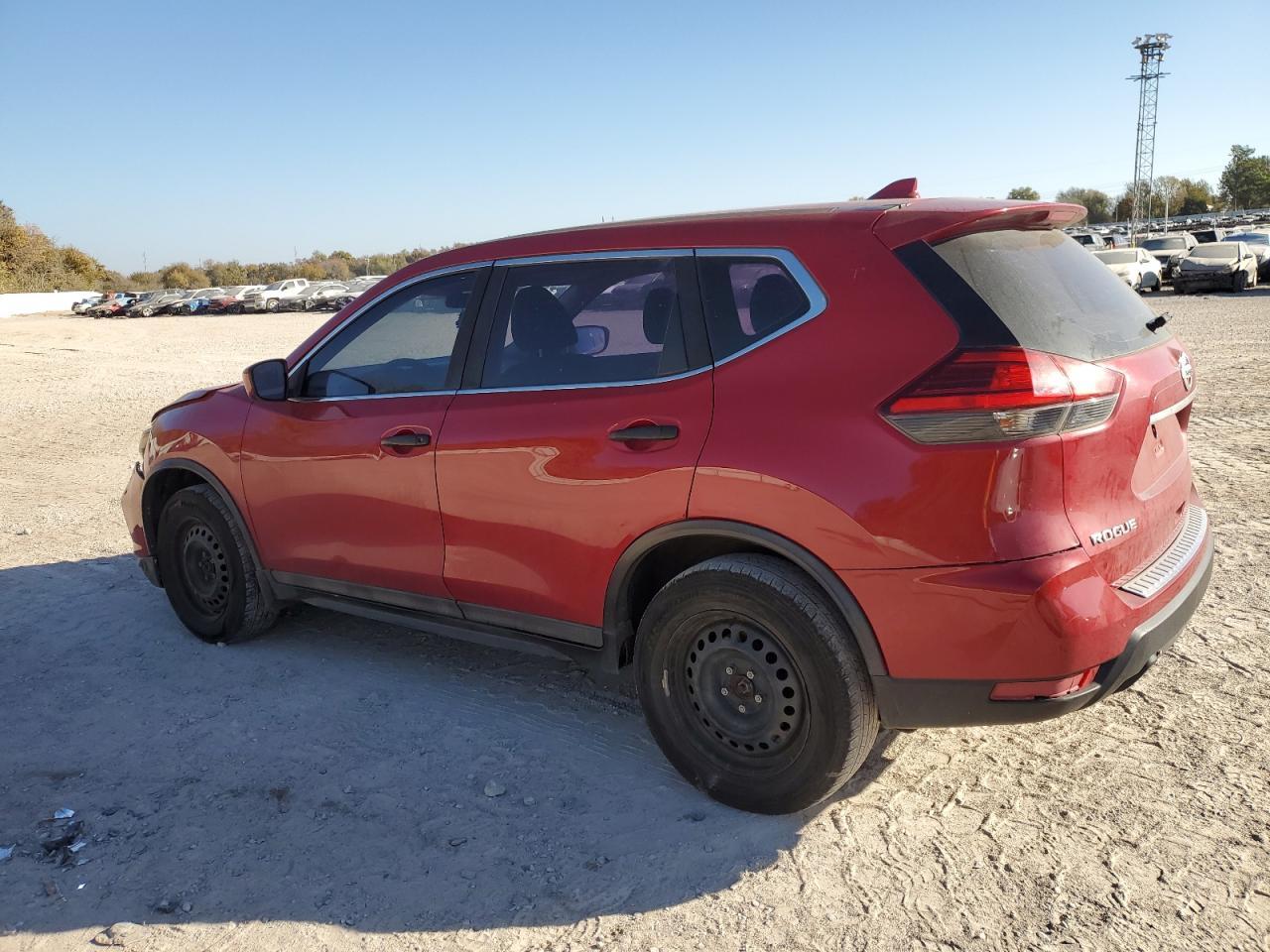 2017 NISSAN ROGUE