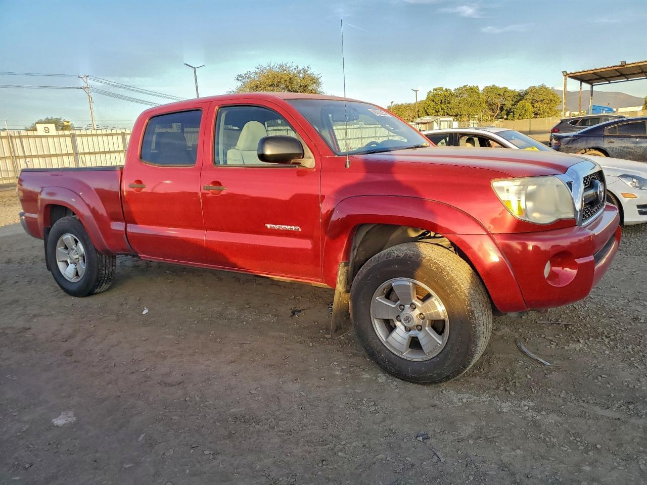 2011 TOYOTA TACOMA