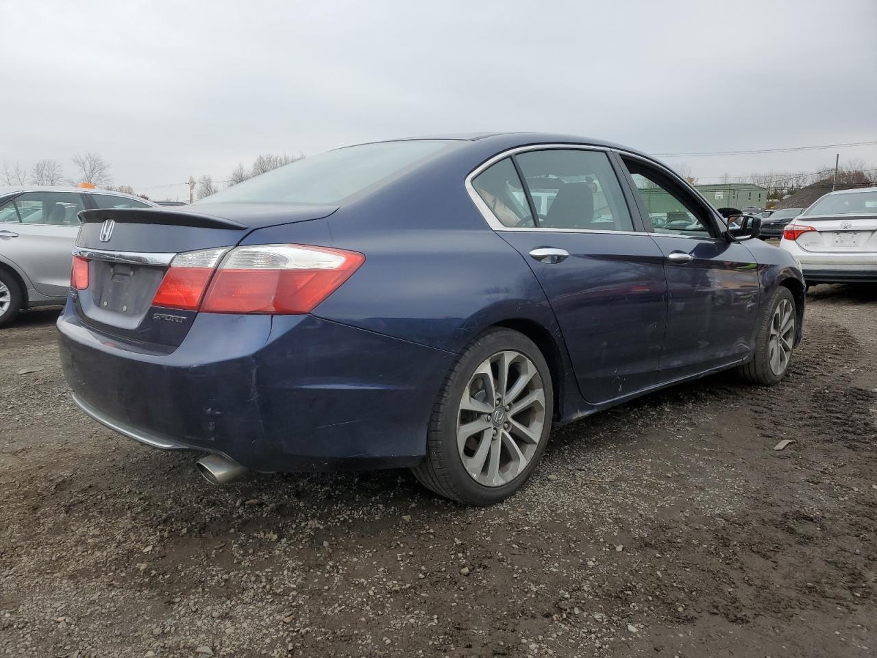 2015 HONDA ACCORD