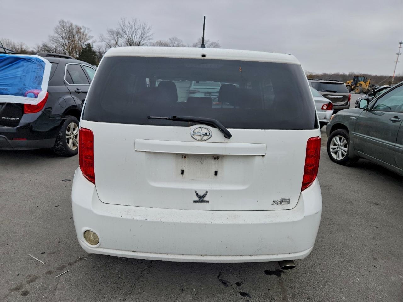 2010 TOYOTA SCION