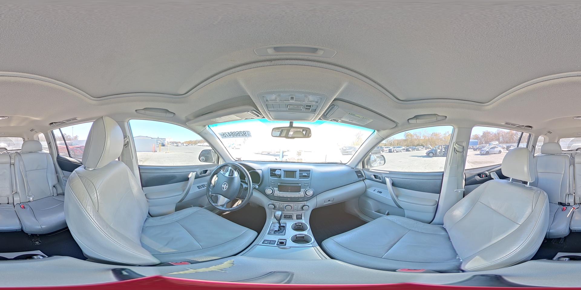 2011 TOYOTA HIGHLANDER