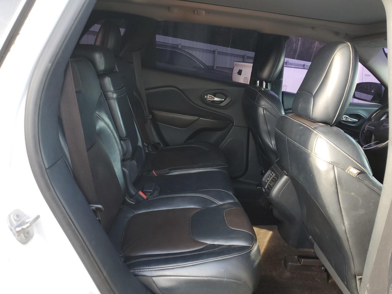 2016 JEEP CHEROKEE