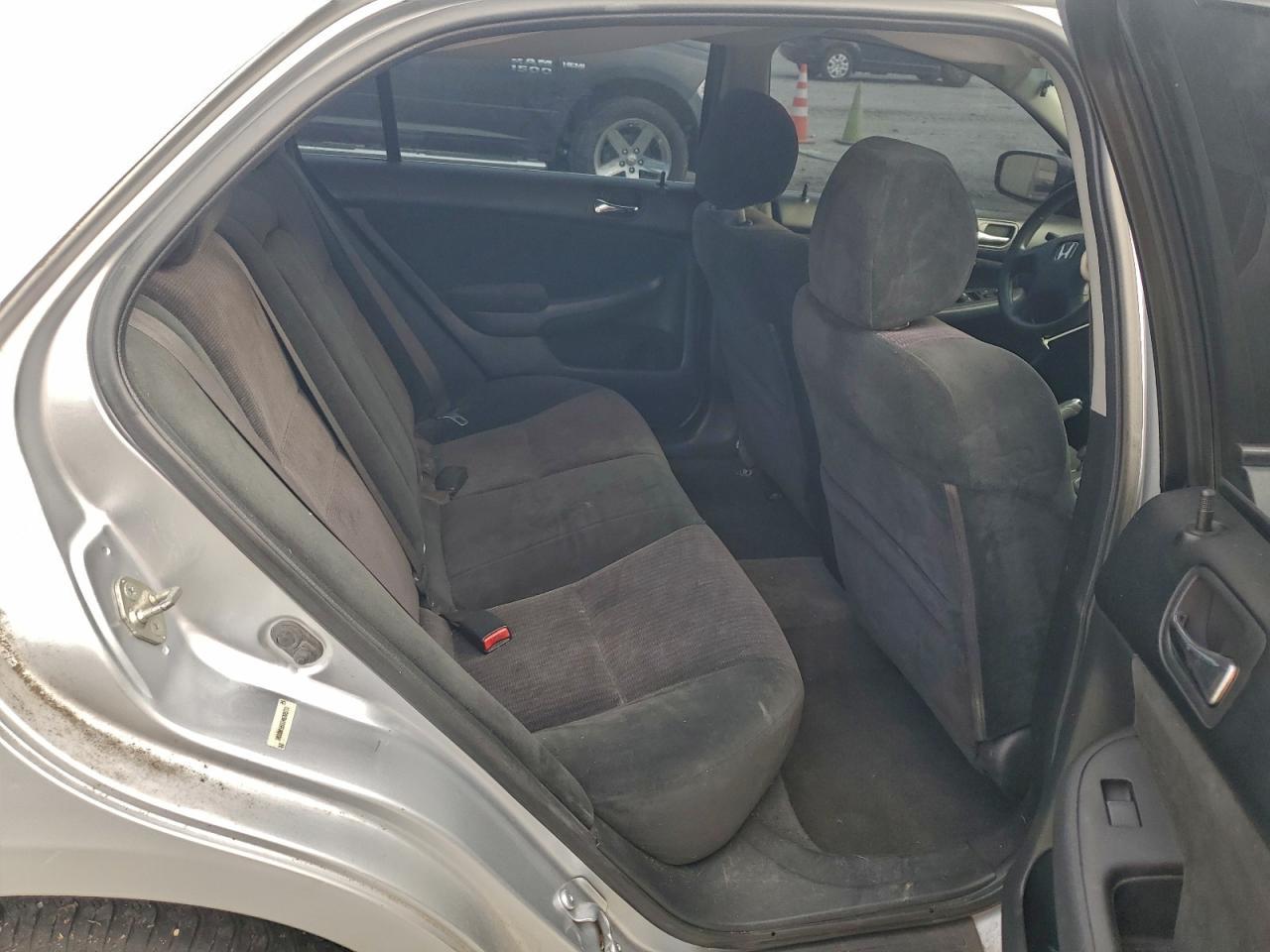 2004 HONDA ACCORD