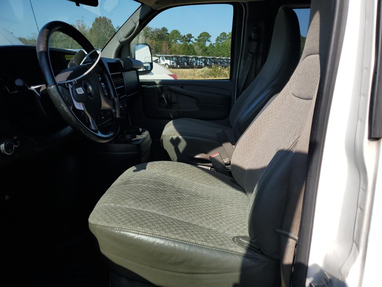 2015 CHEVROLET Express 3500