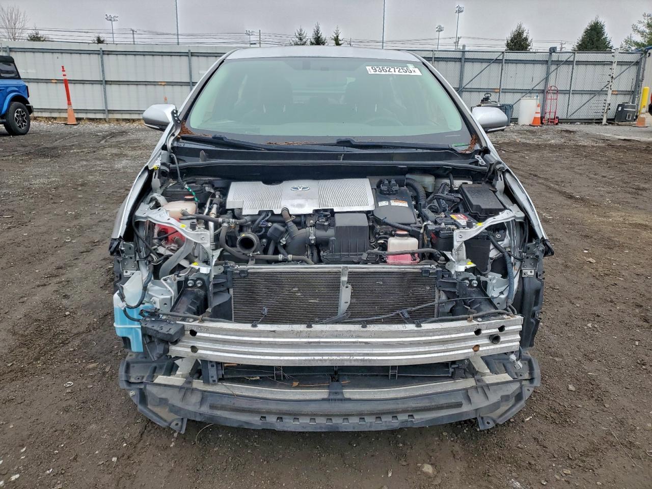 2016 TOYOTA PRIUS