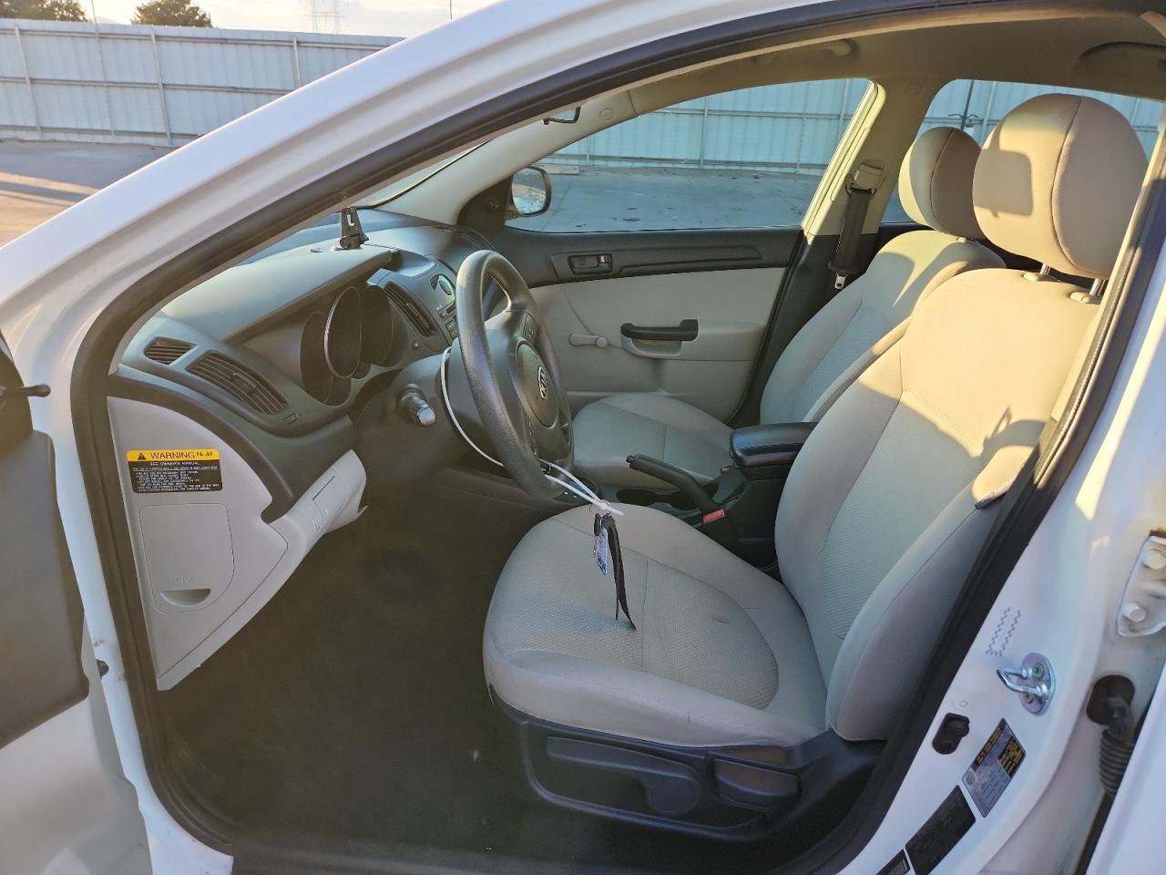 2010 KIA FORTE