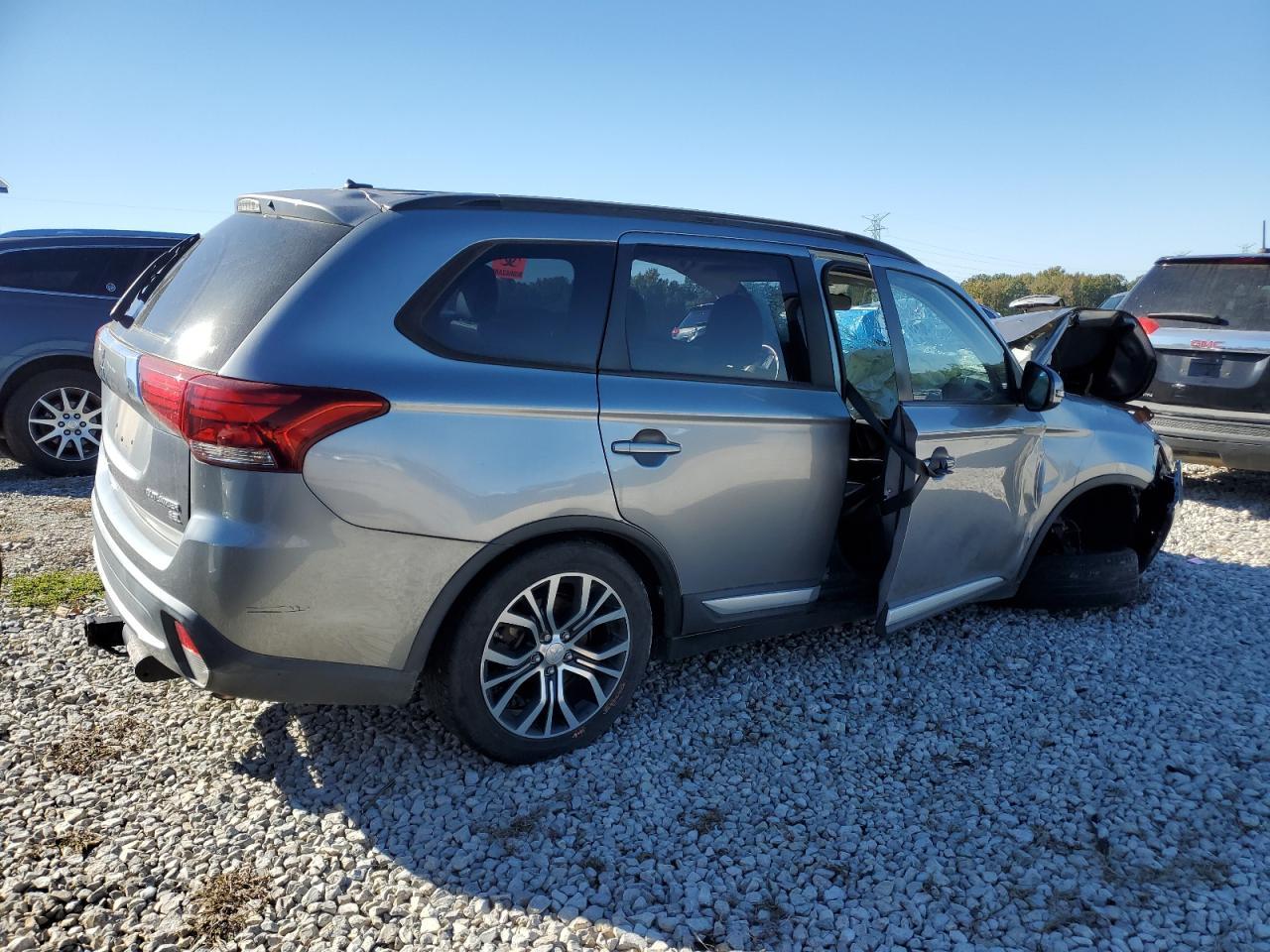 2016 MITSUBISHI outlander