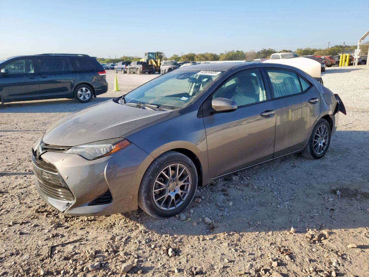 2017 TOYOTA COROLLA