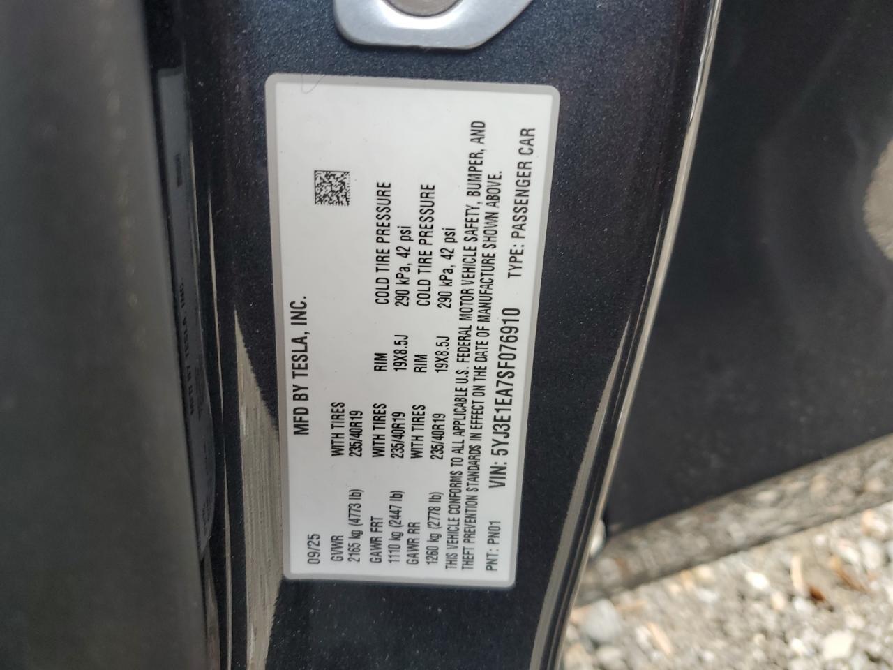 2025 TESLA MODEL 3