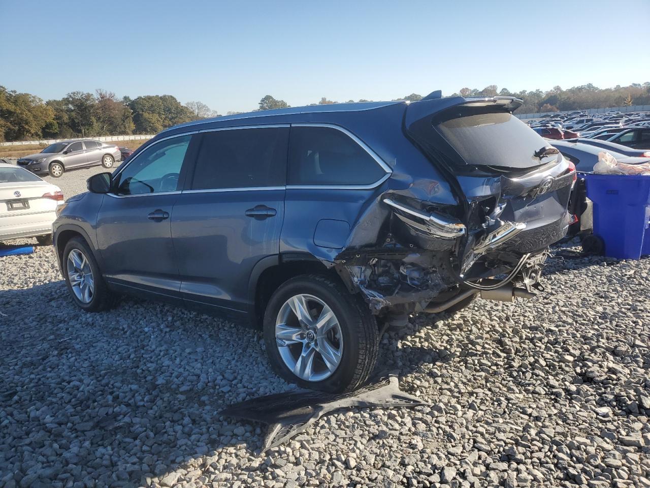 2017 TOYOTA HIGHLANDER