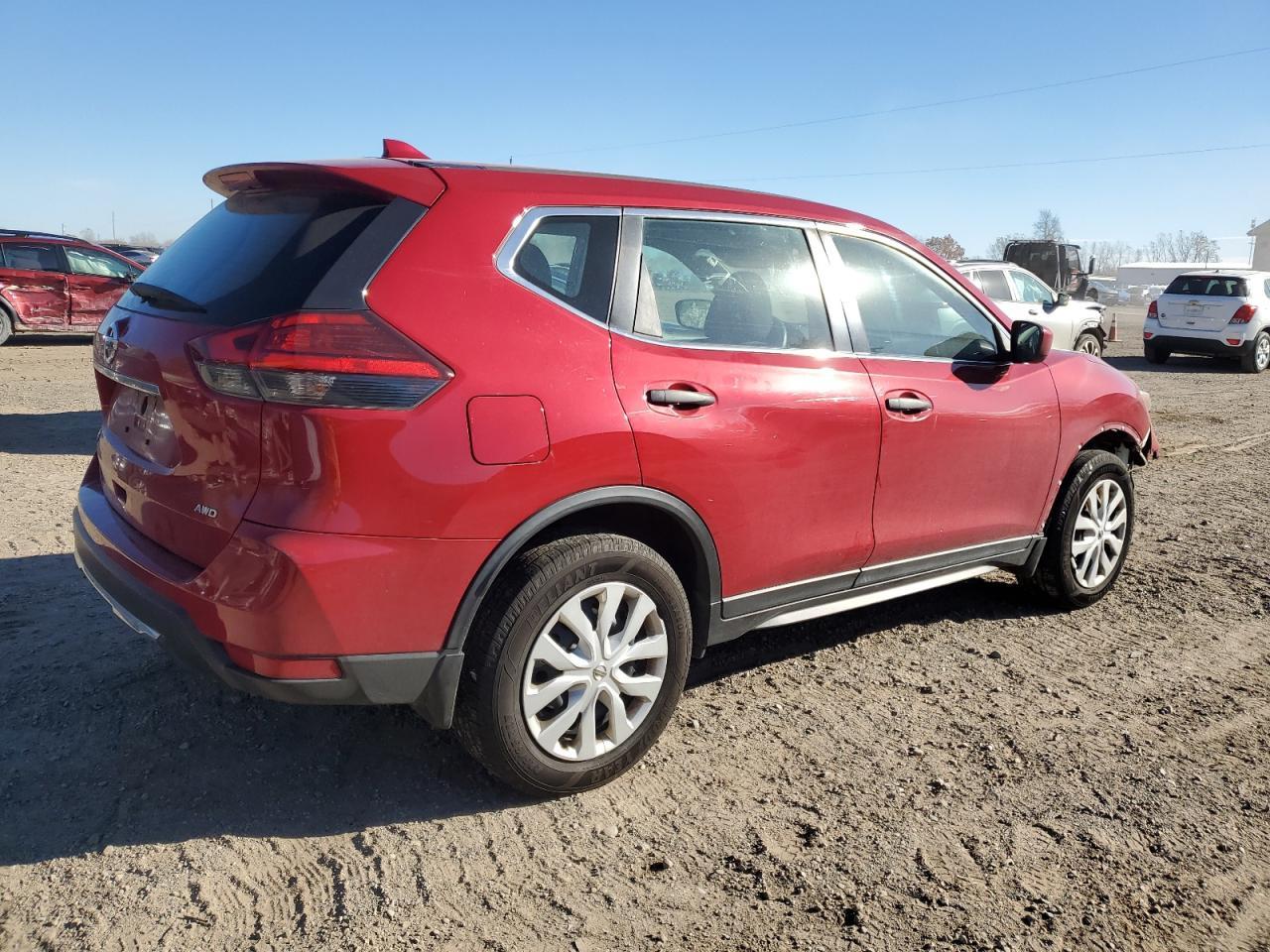 2017 NISSAN ROGUE