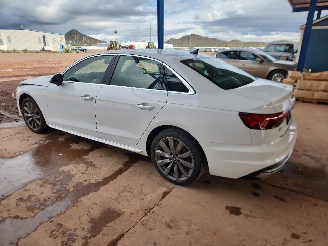 2022 AUDI A4