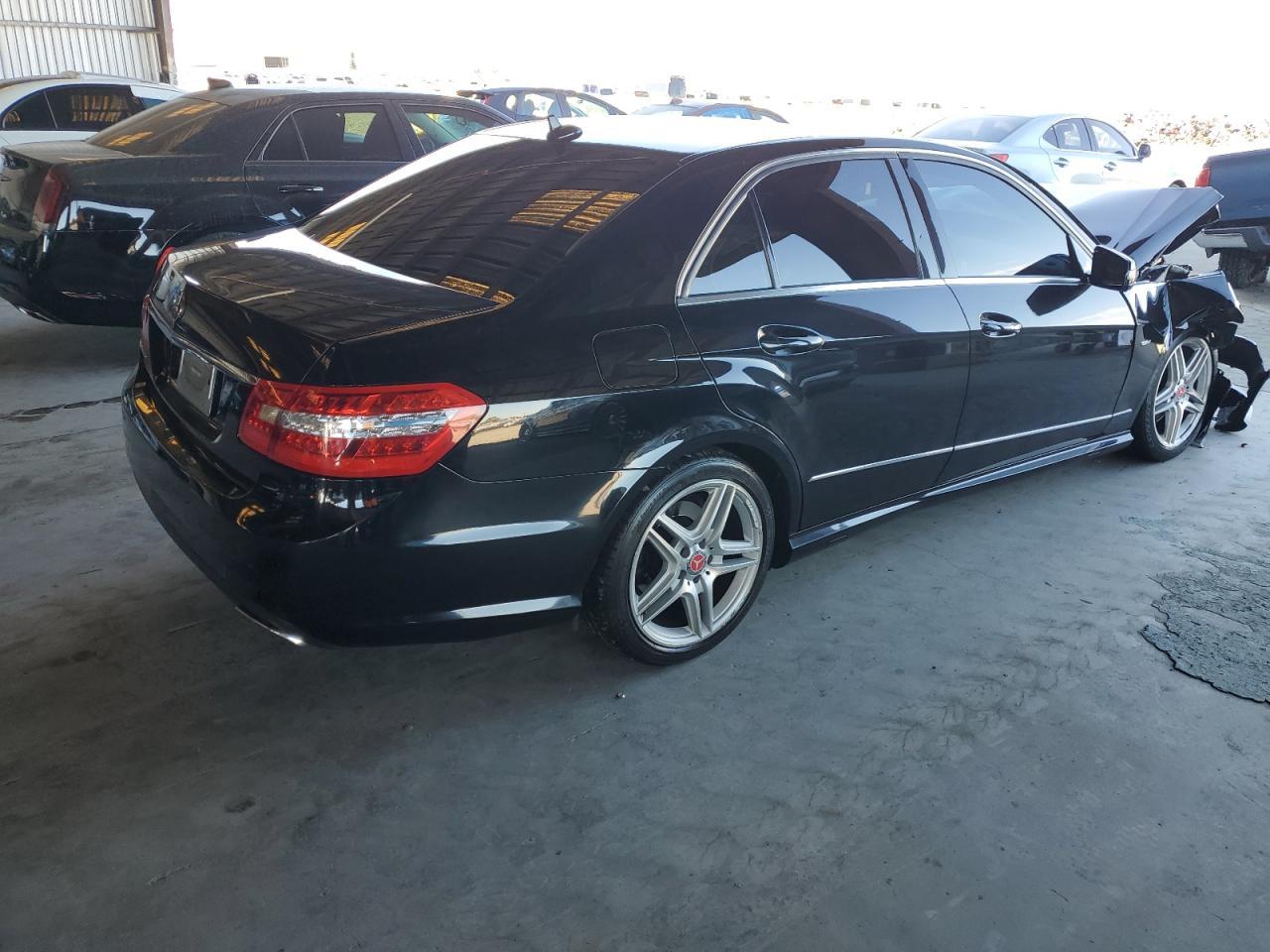 2012 MERCEDES-BENZ E-Class