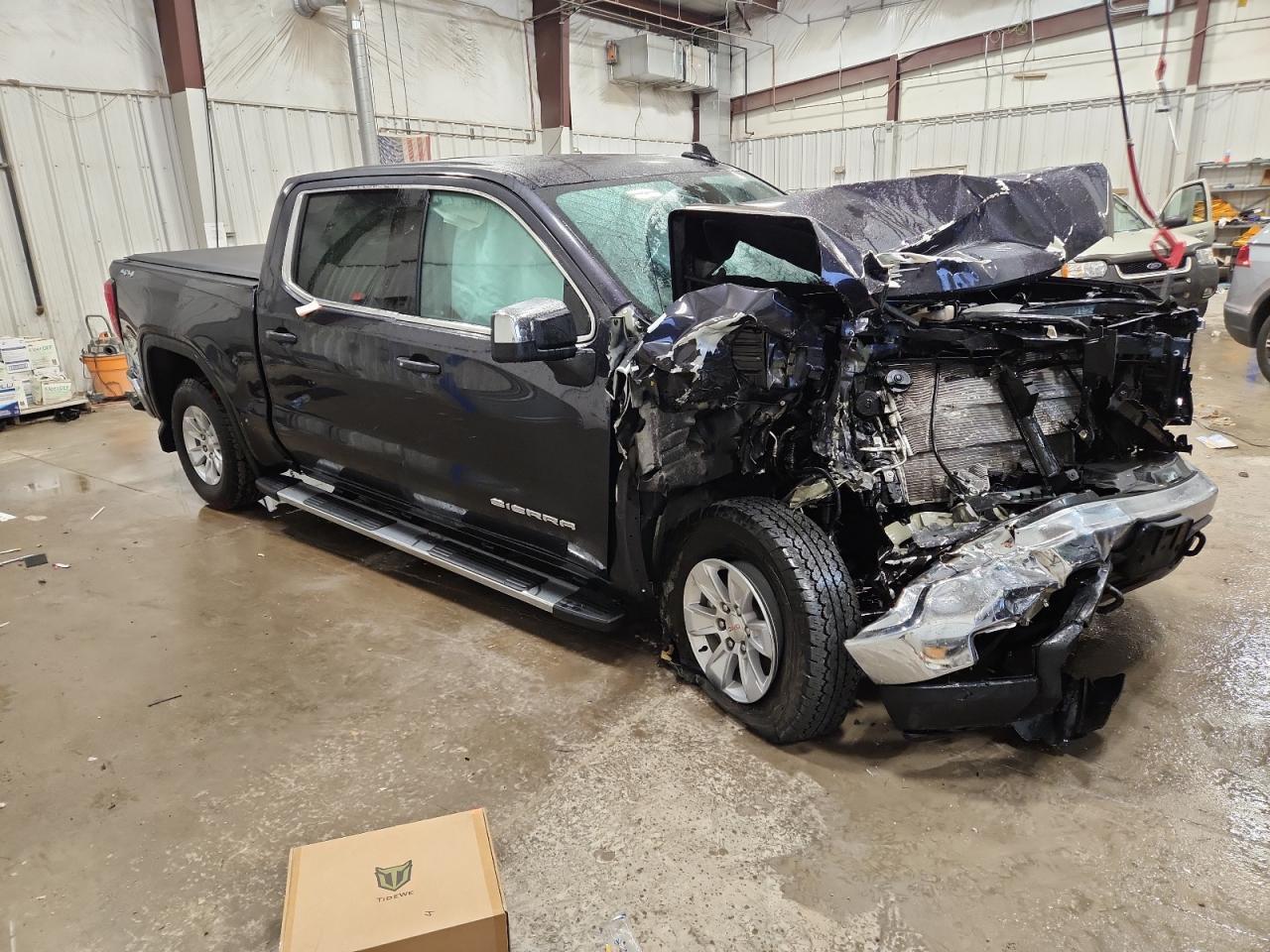 2024 GMC Sierra
