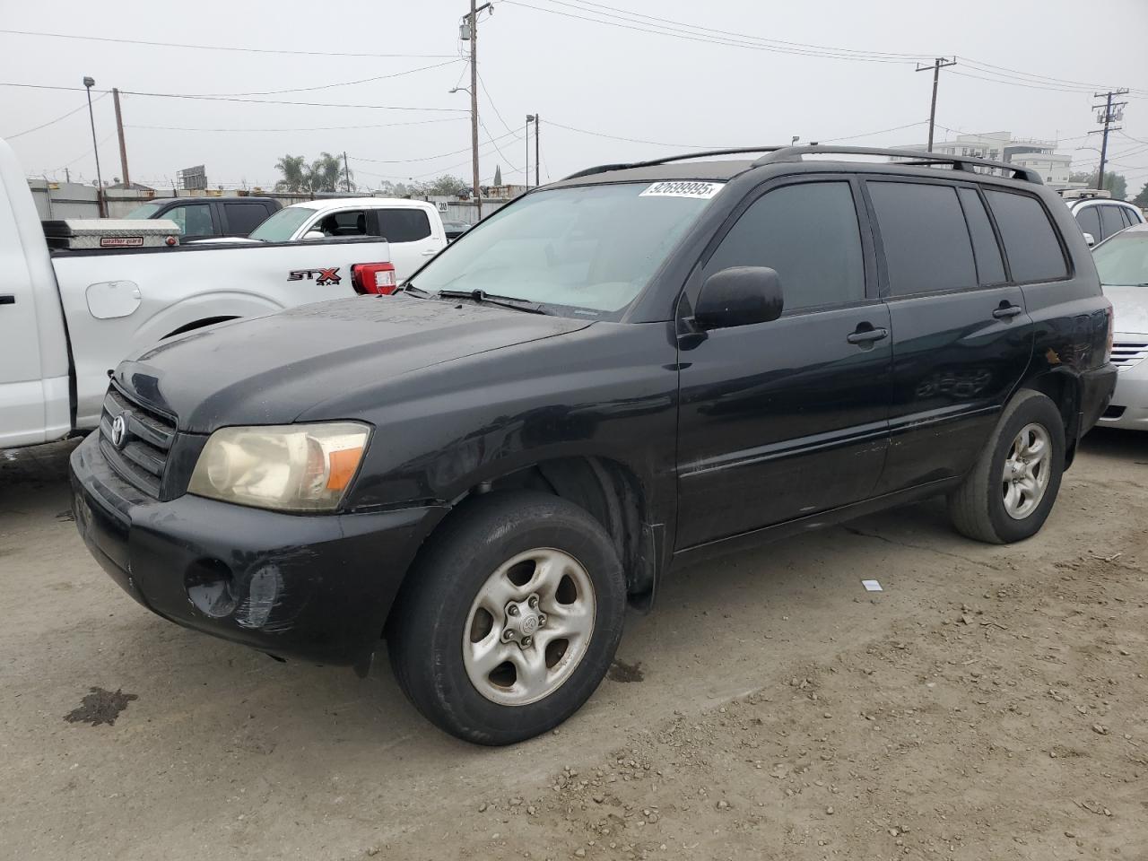 2004 TOYOTA HIGHLANDER
