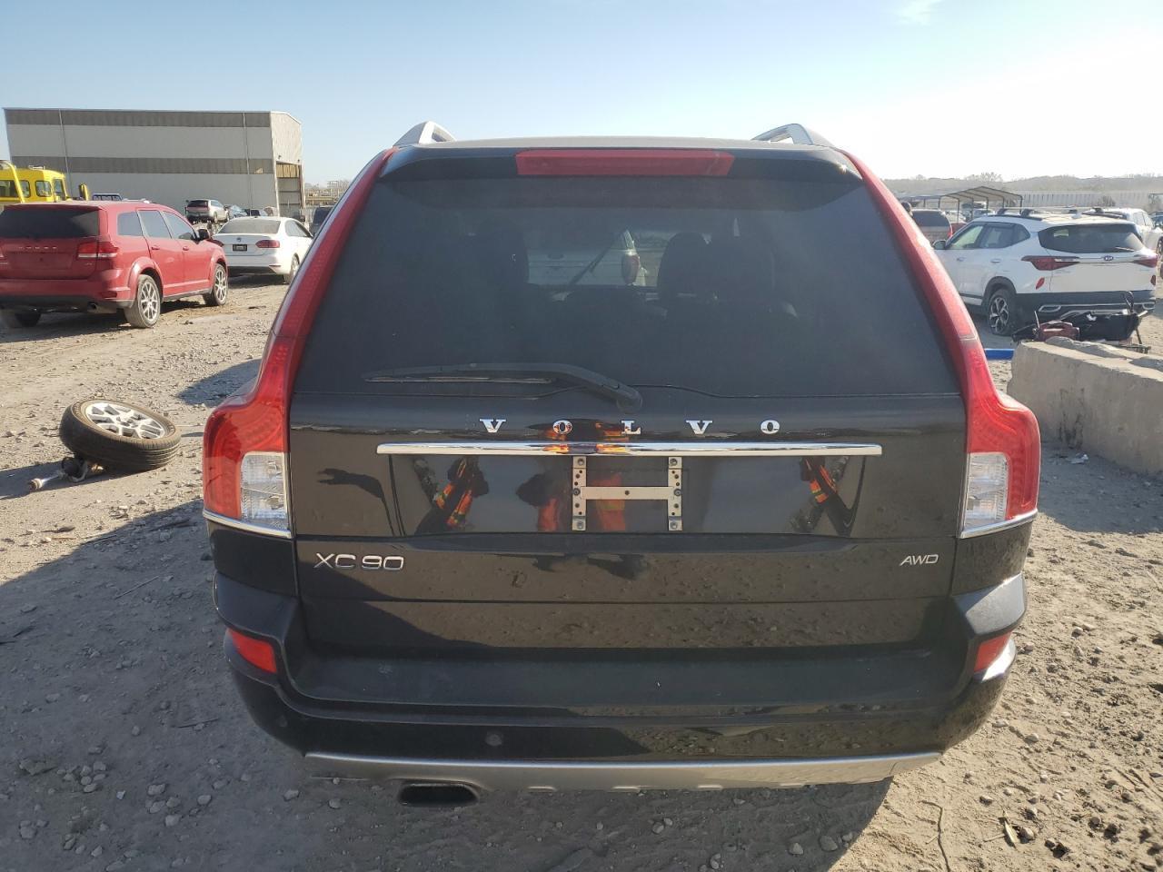 2013 VOLVO XC90
