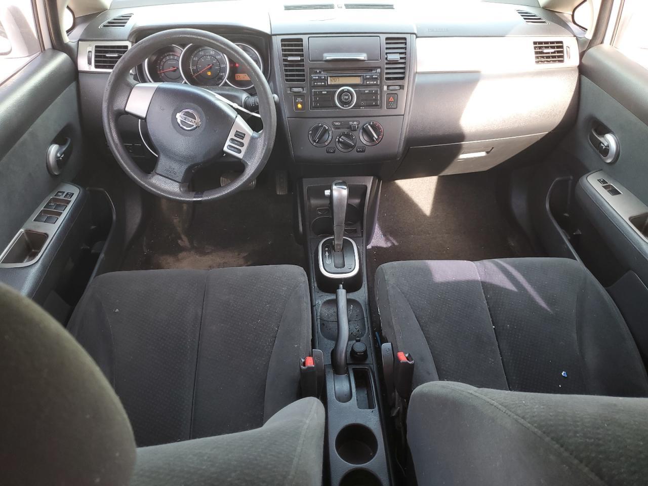 2011 NISSAN VERSA
