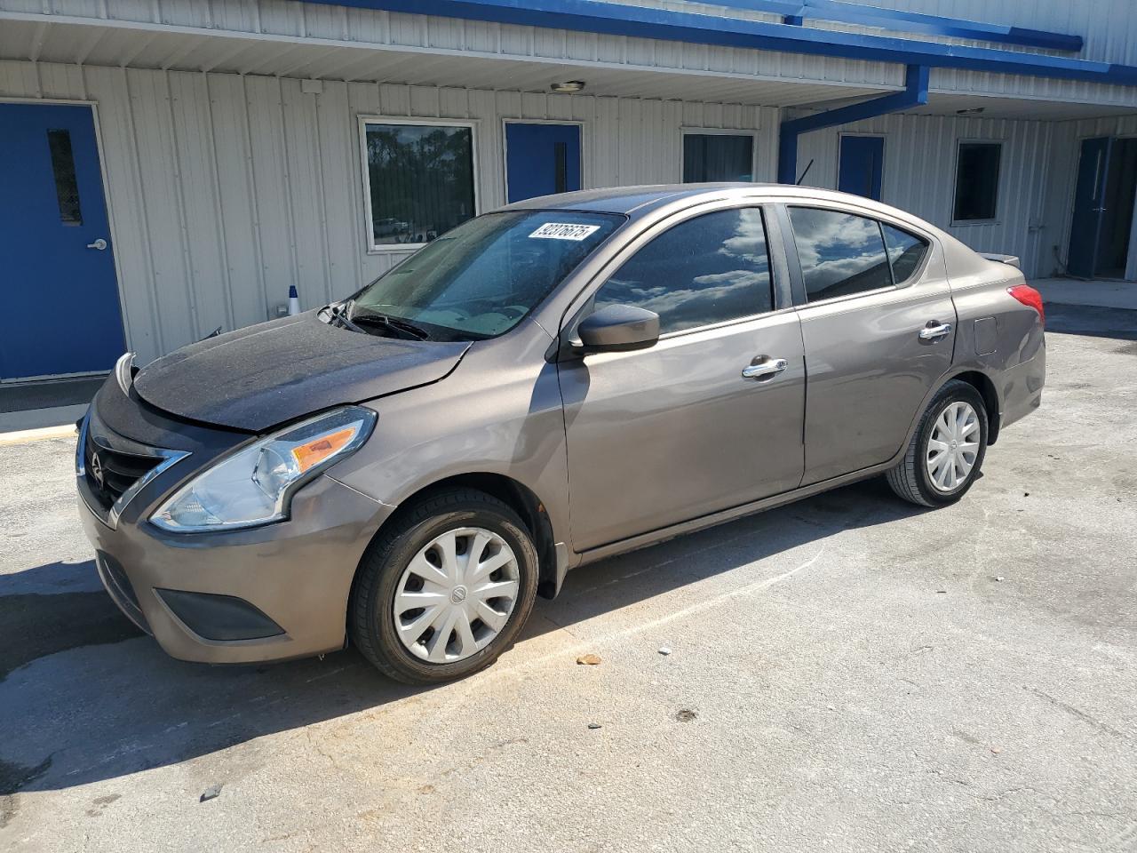 2015 NISSAN VERSA