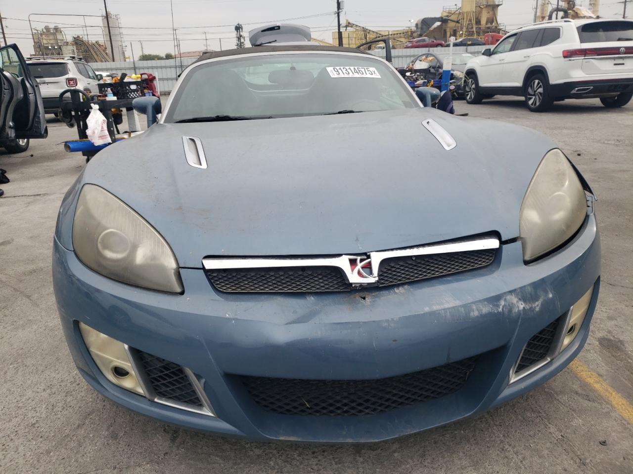 2008 SATURN Sky