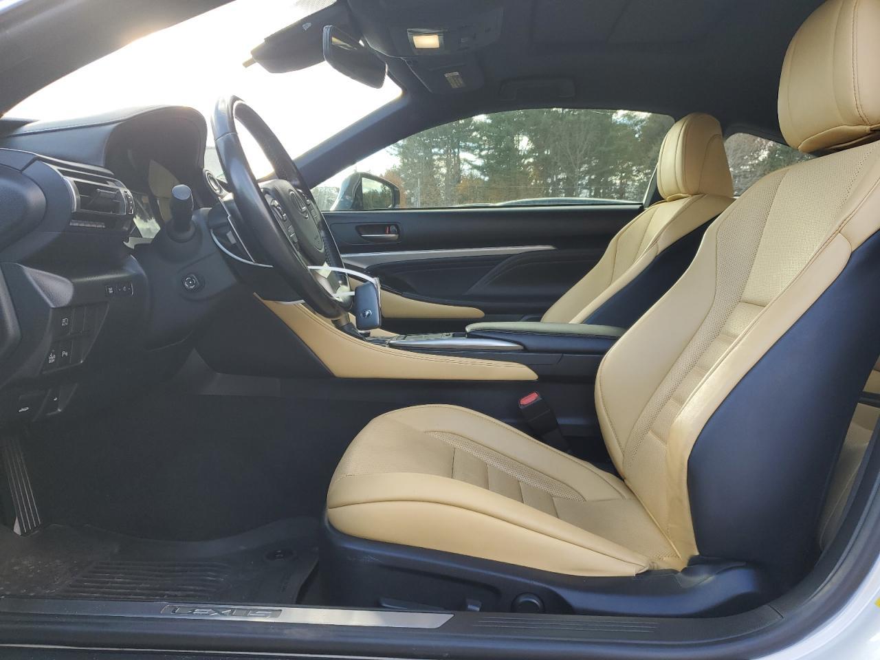 2021 LEXUS RC 300