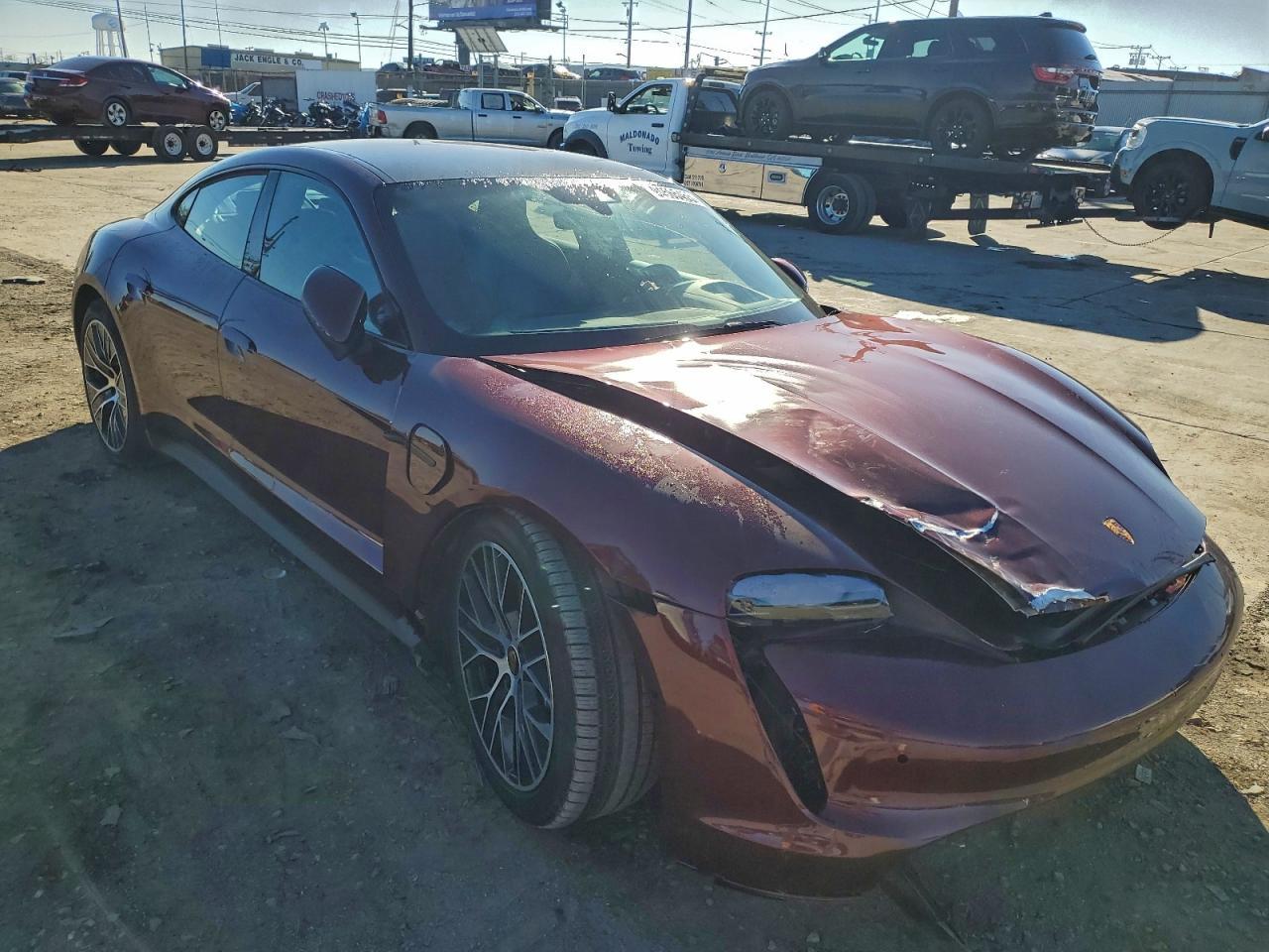 2023 PORSCHE Taycan