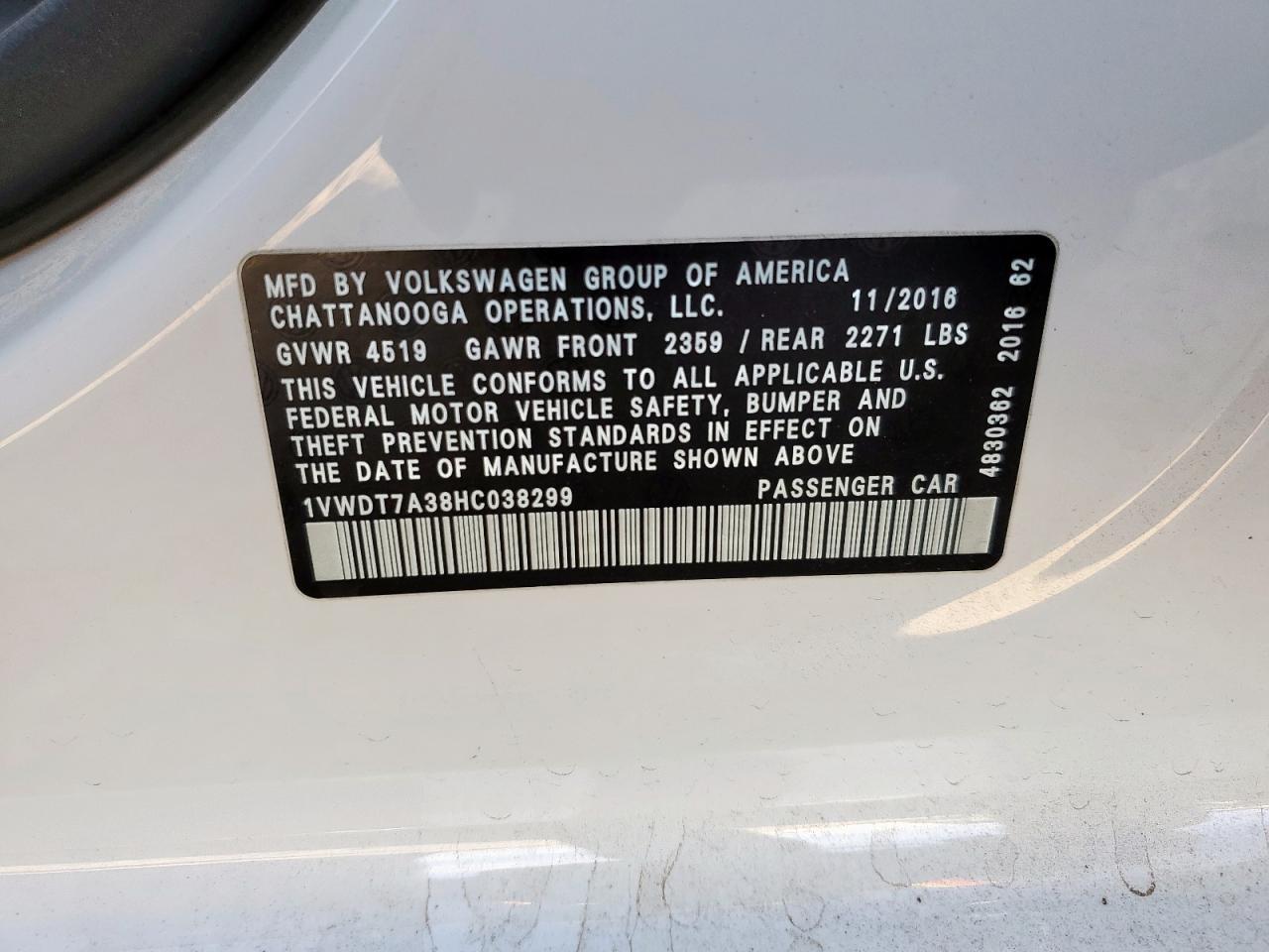 2017 VOLKSWAGEN Passat