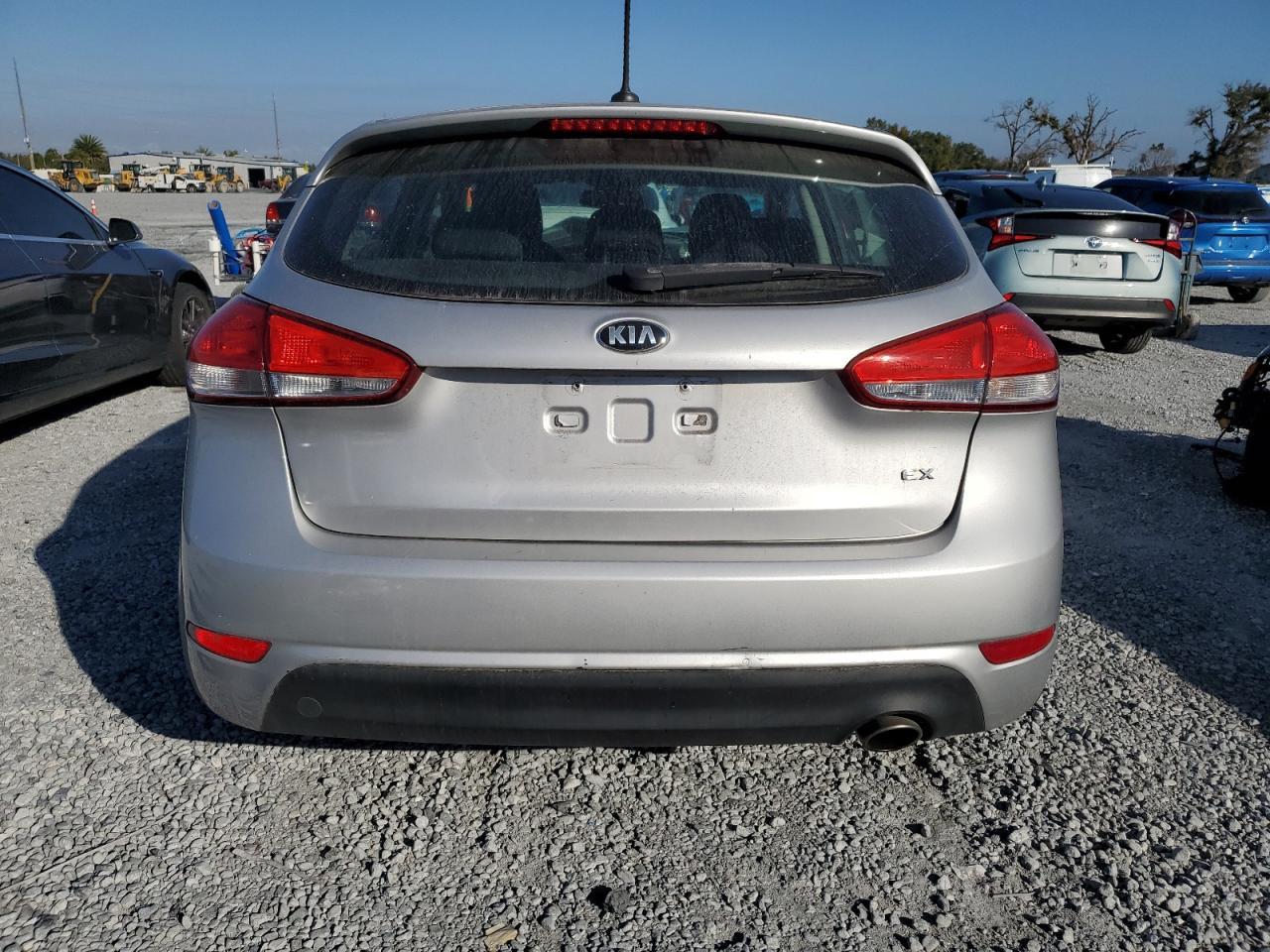 2015 KIA FORTE