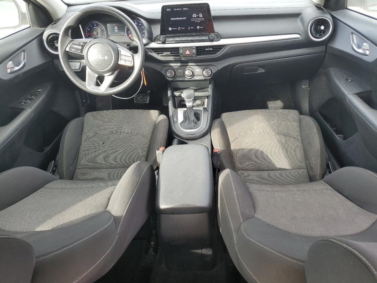 2024 KIA FORTE