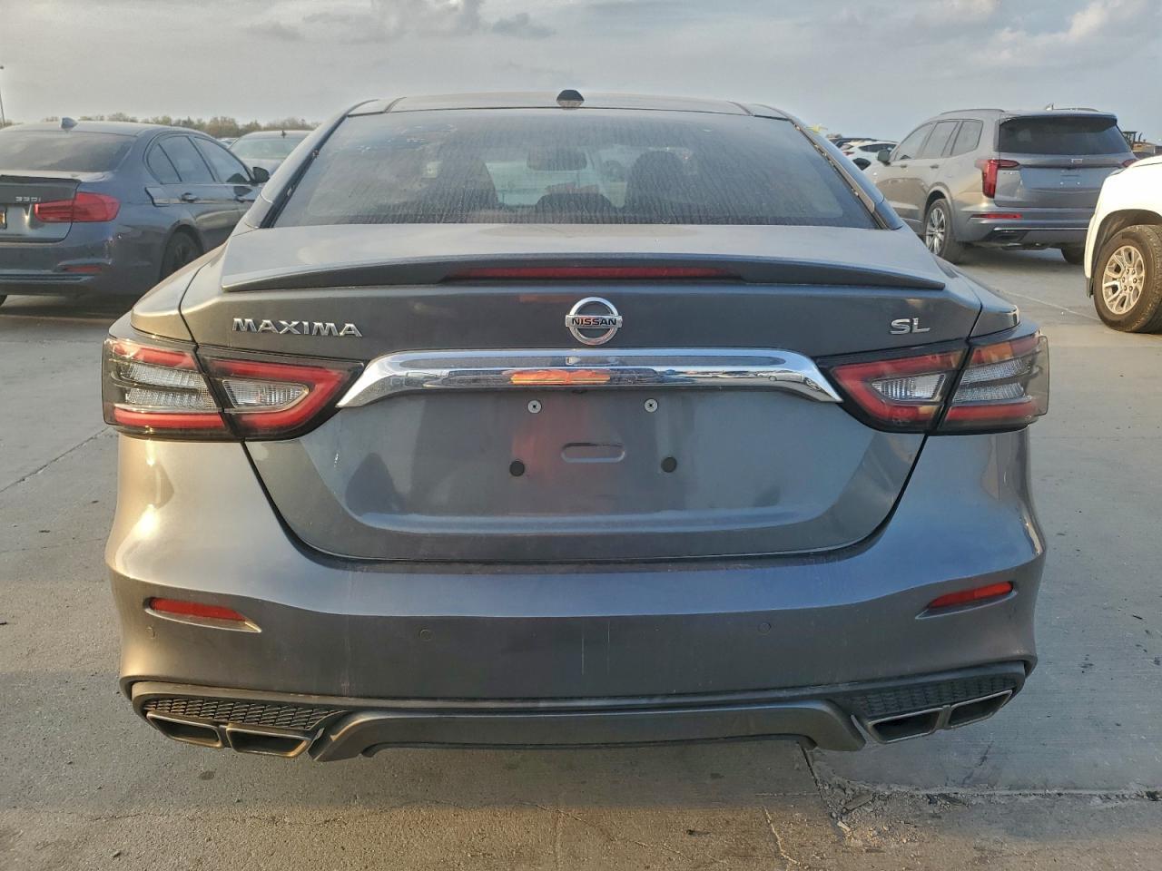 2019 NISSAN Maxima