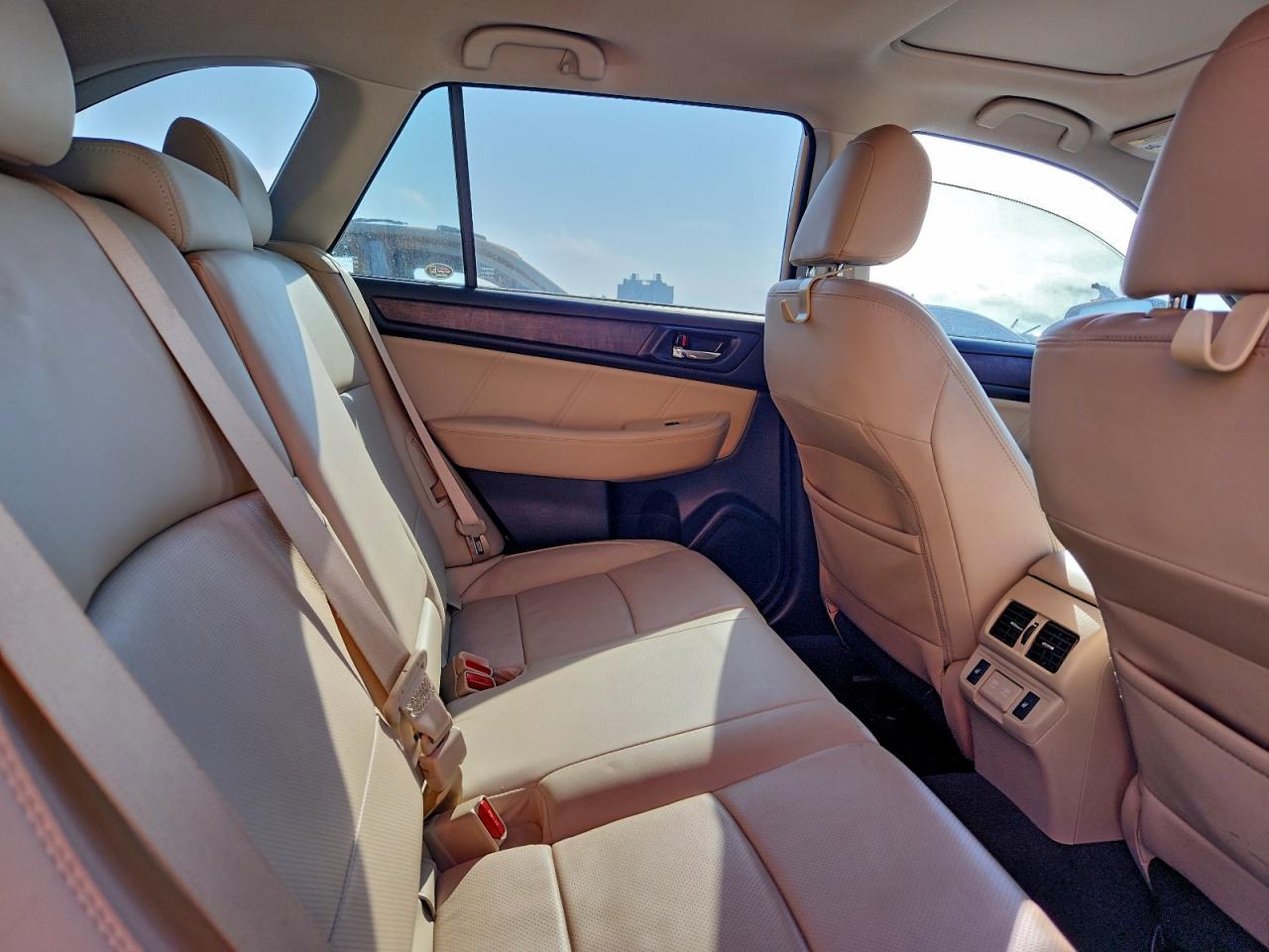 2019 SUBARU Outback