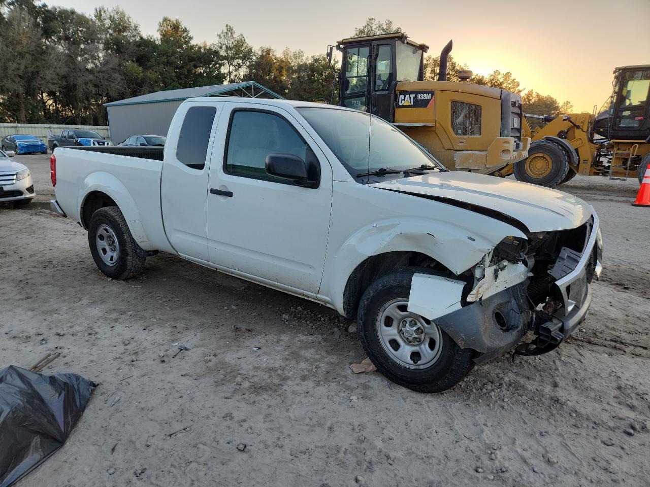 2016 NISSAN Frontier