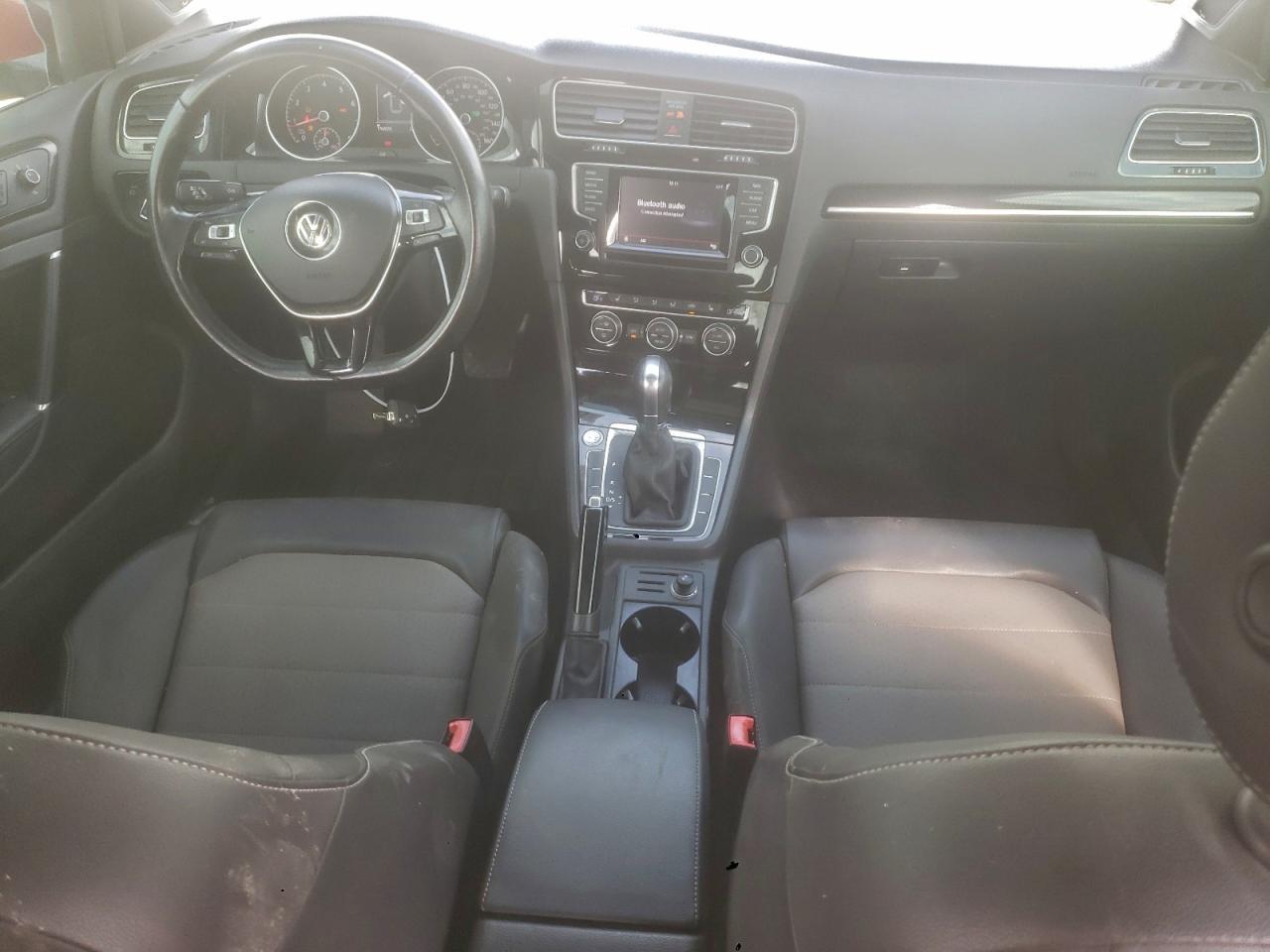 2015 VOLKSWAGEN GOLF