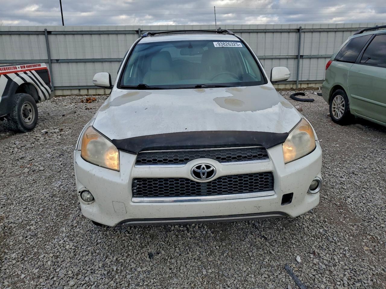 2011 TOYOTA RAV4