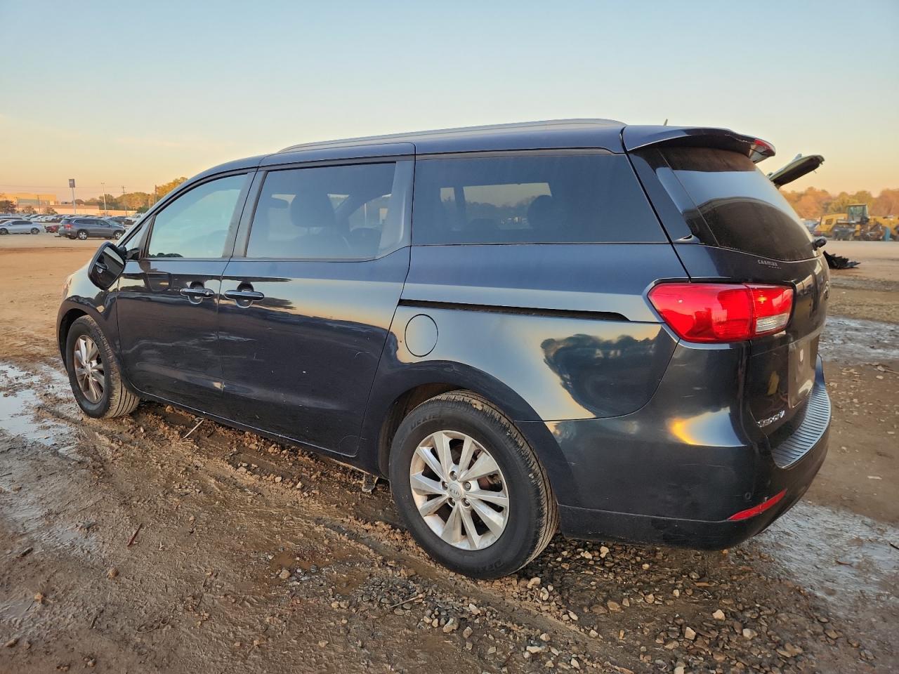 2017 KIA SEDONA