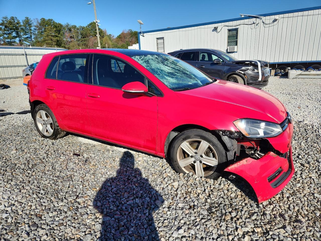 2017 VOLKSWAGEN GOLF