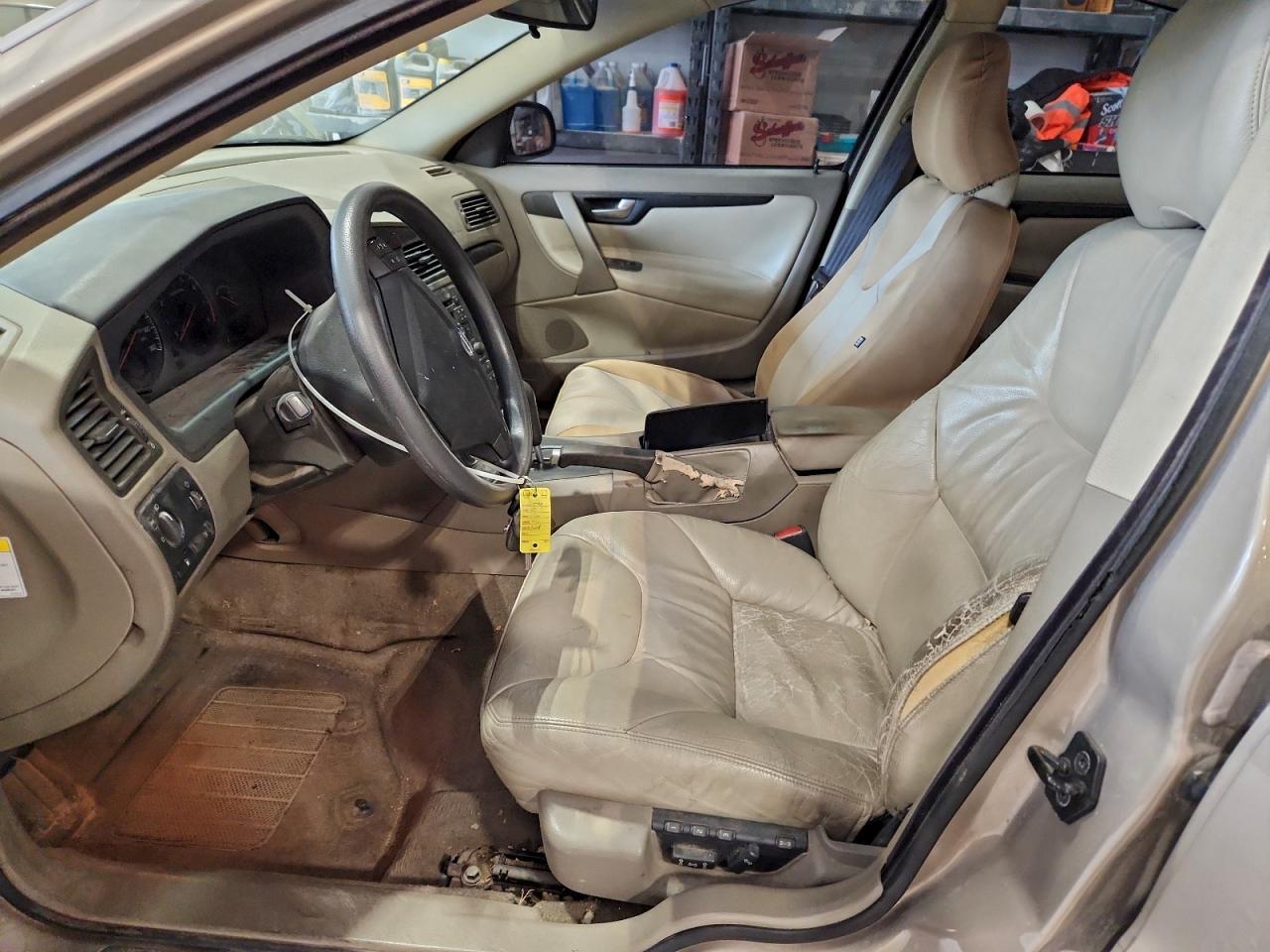 2002 VOLVO S60