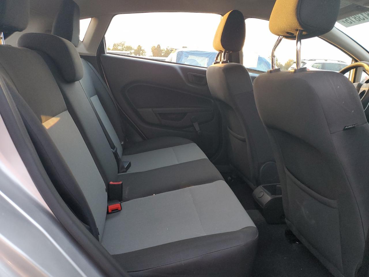 2017 FORD Fiesta